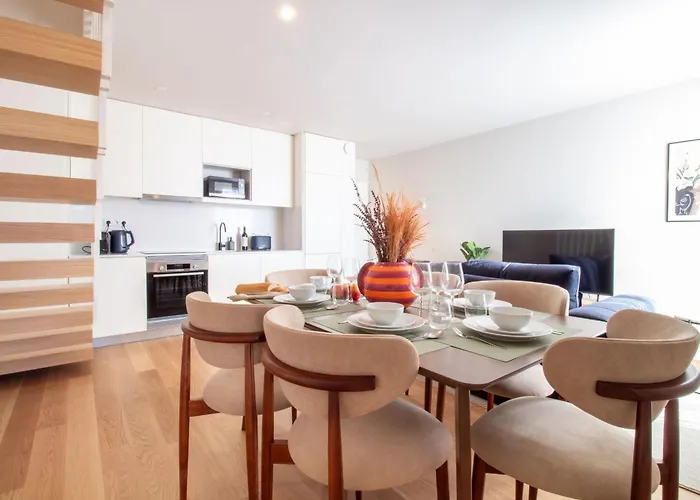 Miguel Bombarda House Apartment